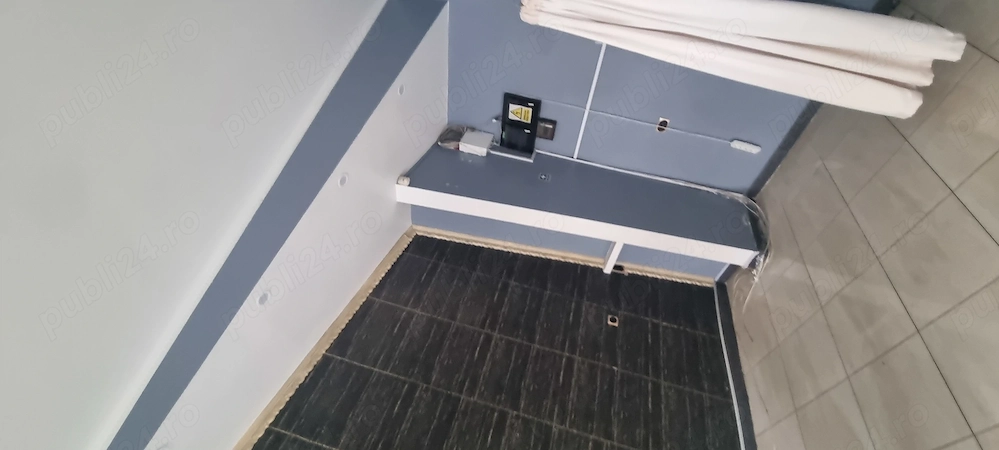 inchiriez spatiu comercial