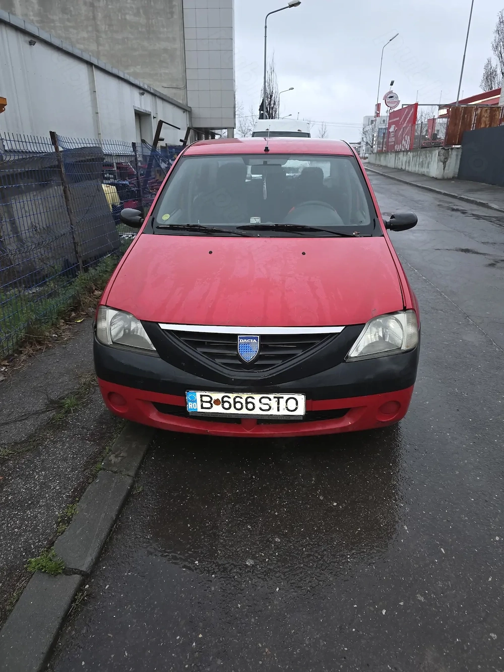 Logan gpl proprietar 