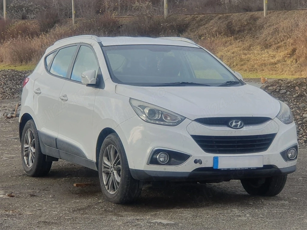 Dezmembrez Hyundai IX35 1.7CRDI 2013