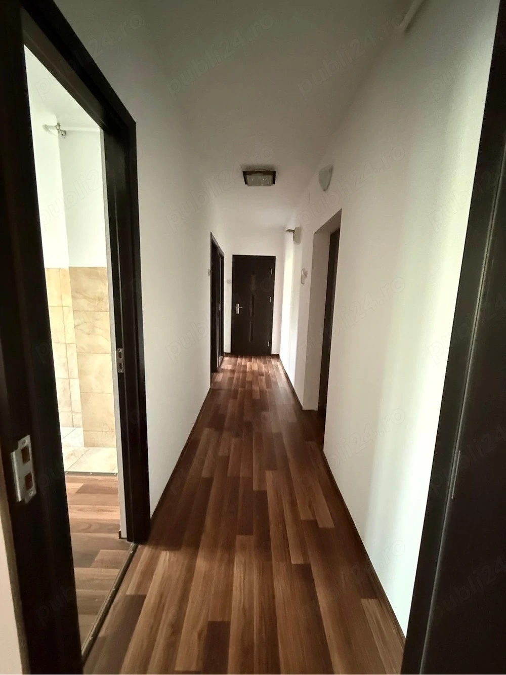inchiriez Apartament  2 camere OM bd 1848 et2