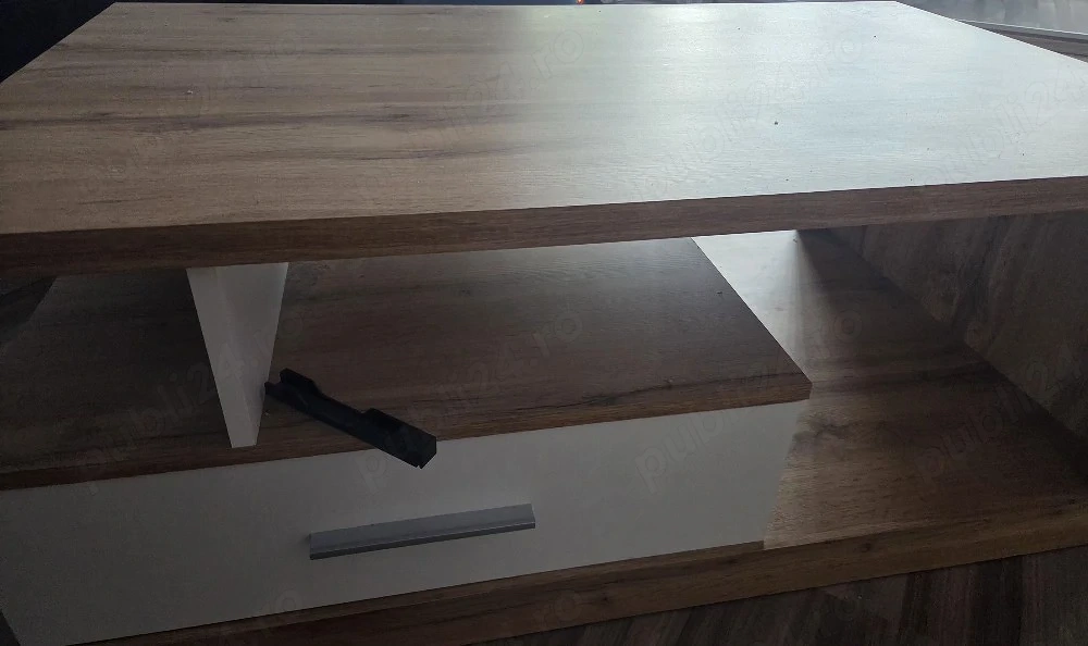 Vand masa de sufragerie