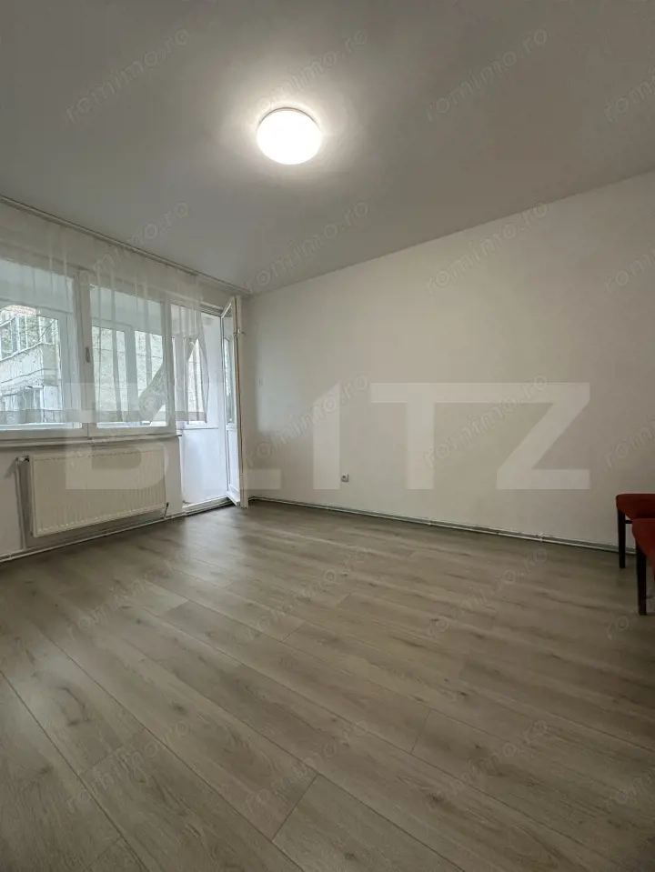 Apartament 3 camere decomandat – Tudor, zona excelenta