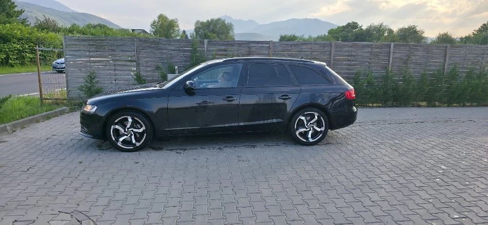 Vând Audi A4 B8 quattro 