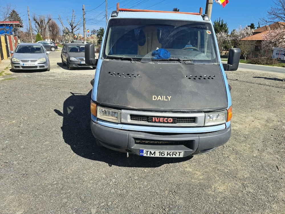 Iveco basculabil pe 3 parti