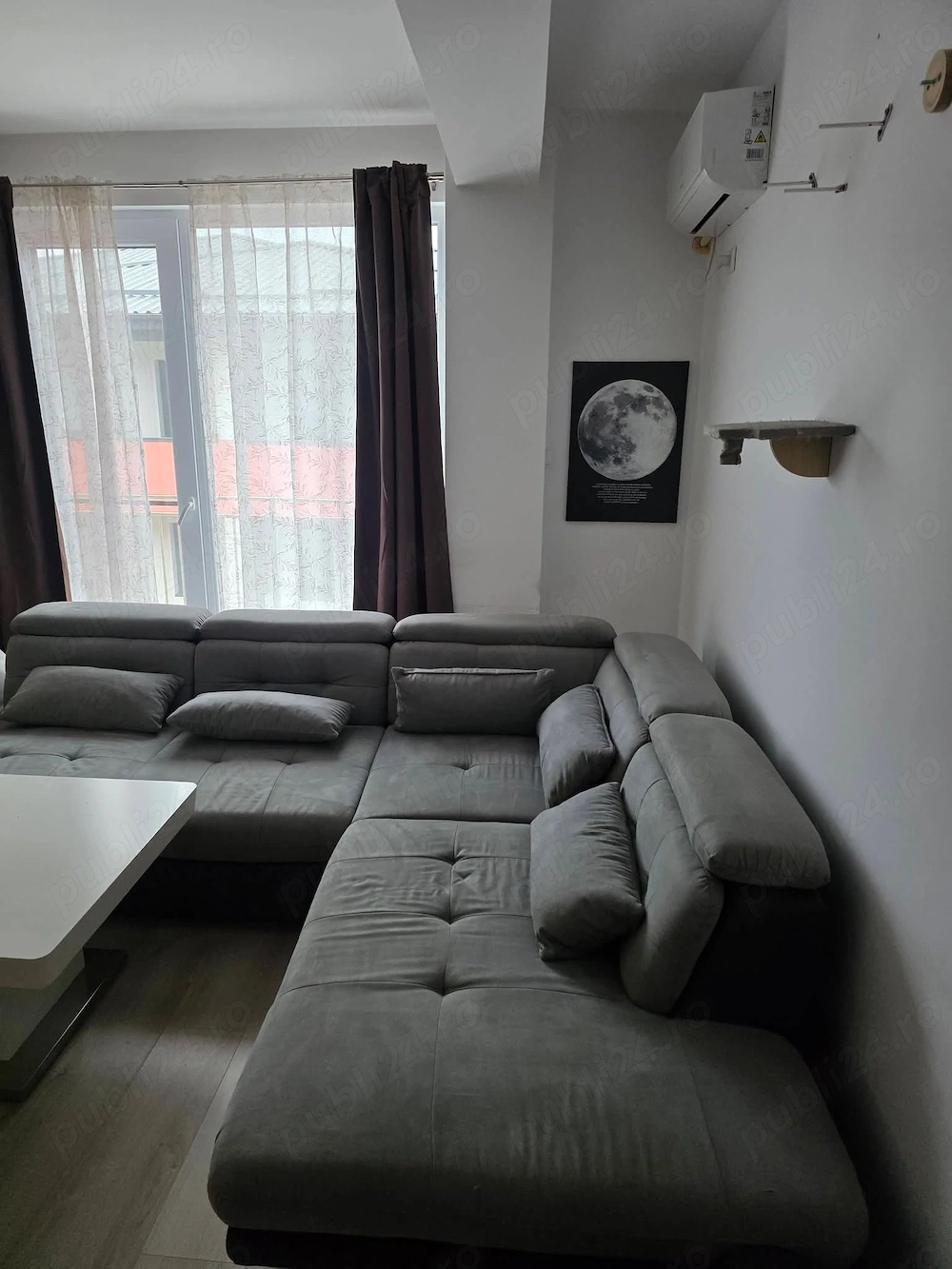 Direct de la proprietar, Vand apartament in braytim cu 2 camere, loc de parcare + mansarda