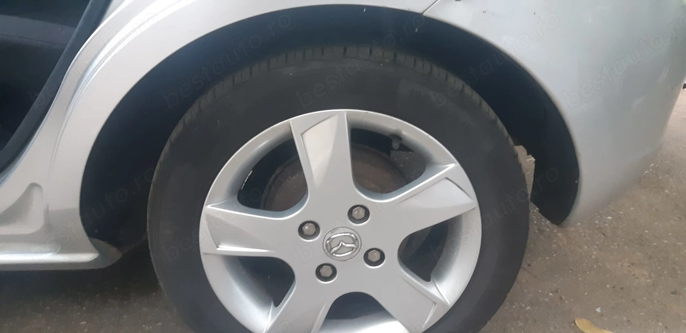 Vând jante Mazda\Ford, r15,  4×108