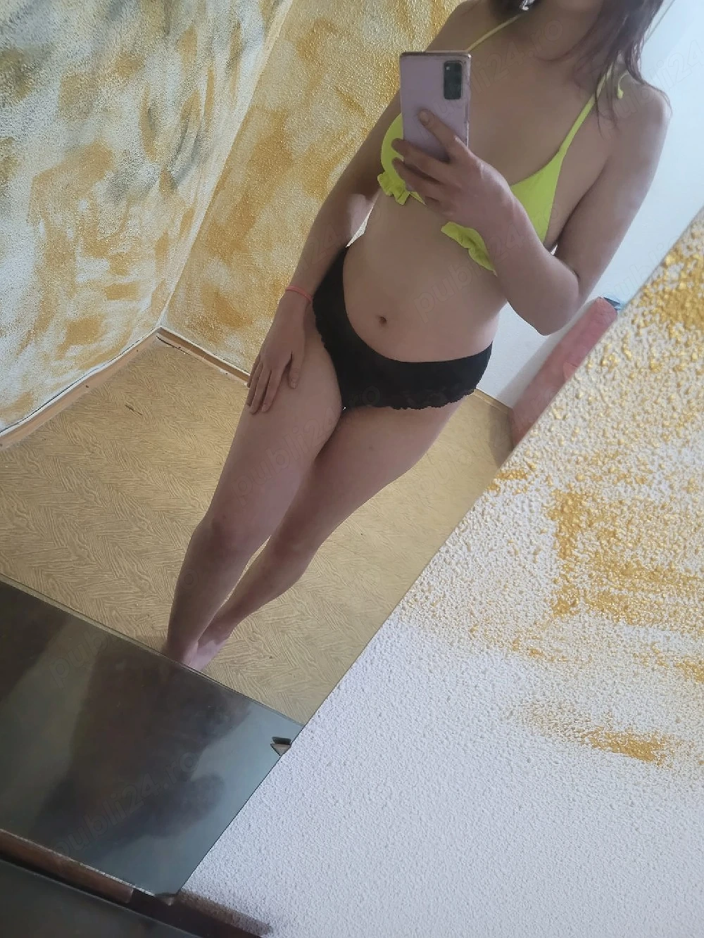 Zona Sabroso Caut colega 