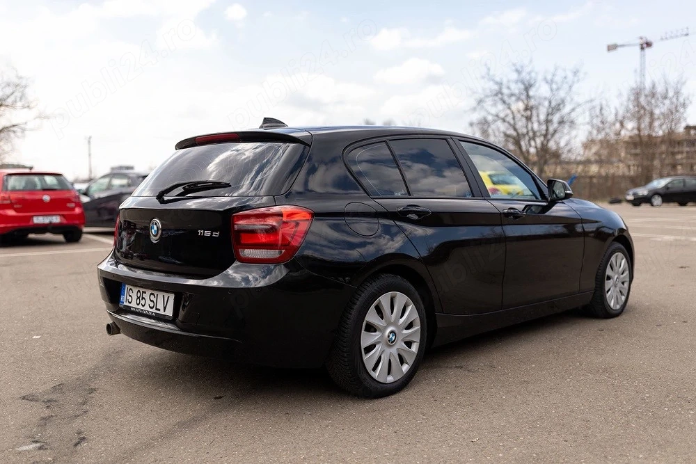 BMW Seria 1 - cutie automata