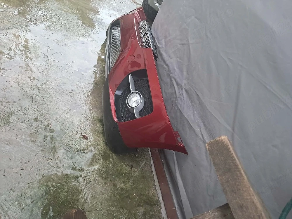   ofer spre vînzare bara fata BMW  E71 2012