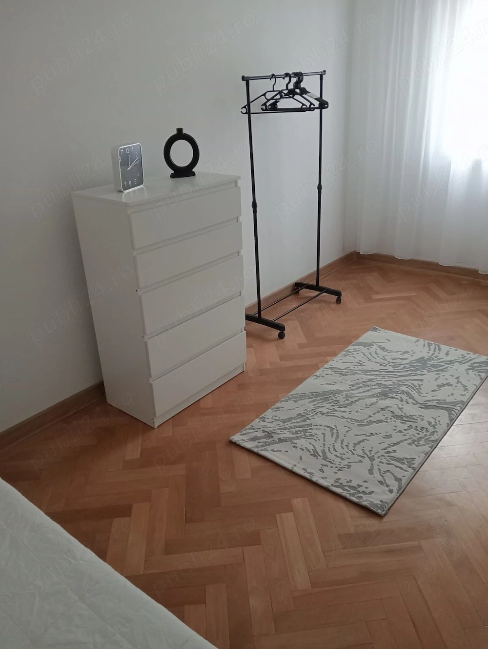 Ofer spre închiriere apartament 2 camere zona Salvare, Constanța