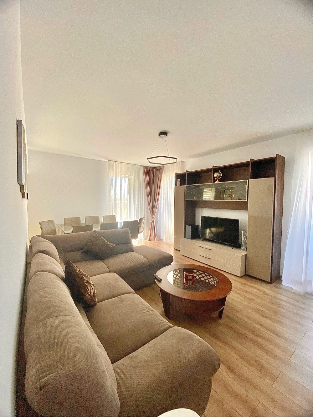 Apartament 2 camere, 62 mp + TERASĂ 24 mp, Bloc nou, Tractorul Coresi