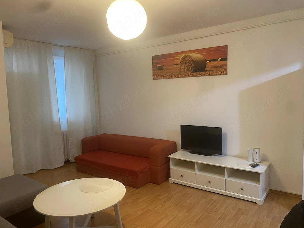 Garsoniera de inchiriat   Titan, langa tramvai, metrou si Parc IOR   295 