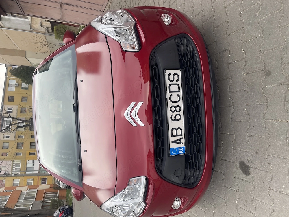 Vând masina in stare buna,consum mic.