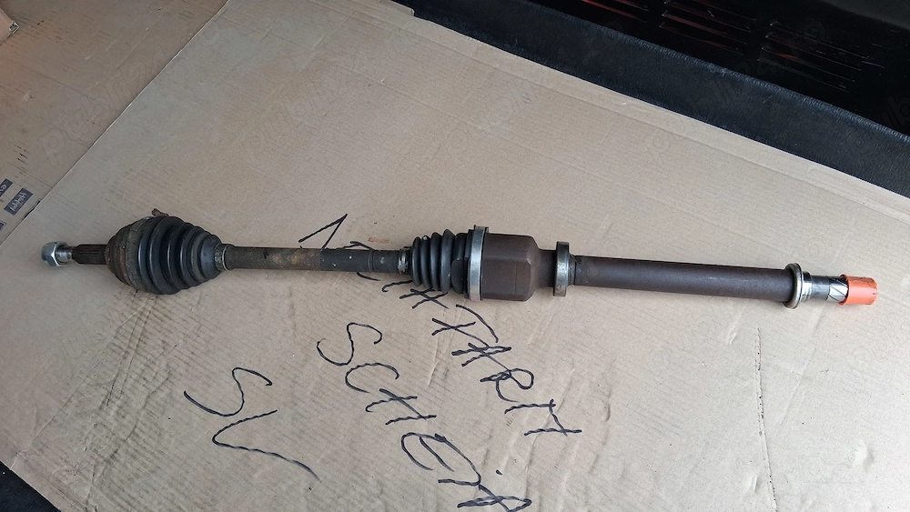 Planetara lunga megane 2 din 2005