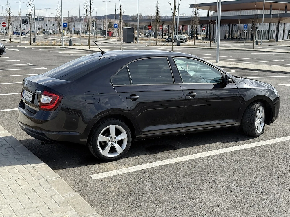  koda Rapid Elegance 1.0 TSI DSG   2019 | Negru Metalic | Automată