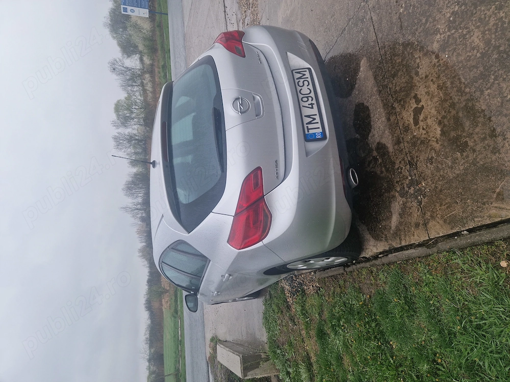 Opel Astra J