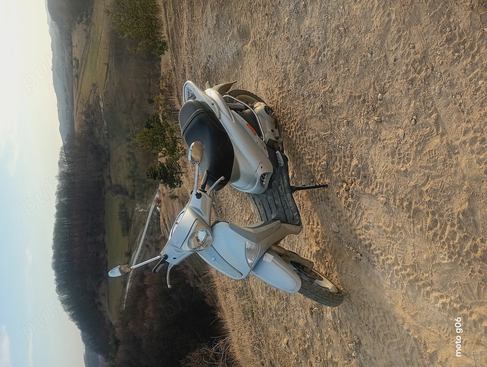 Vând Scuter Liberty Piaggio 125 