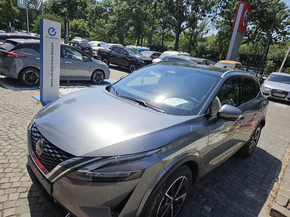 Nissan Qashqai 1.3 l 156CP Tekna