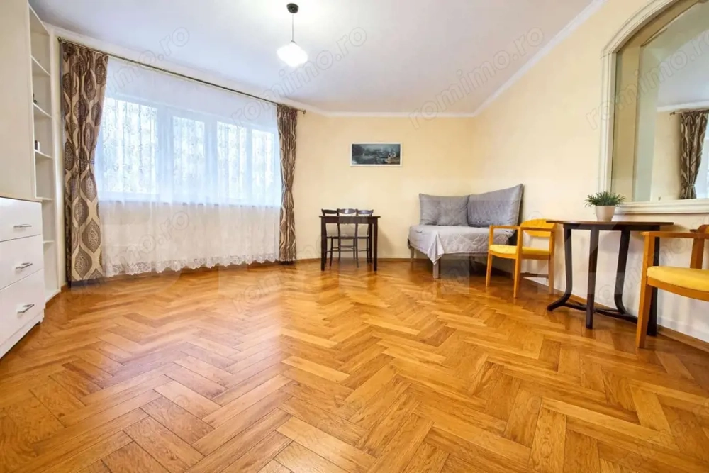 Apartament 2 camere, 52 mp, zona Soarelui