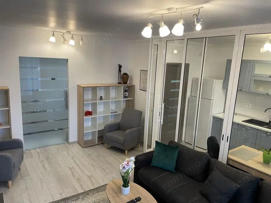 Unirii - Vanzare ap. 2 cam. + loc de parcare - Str. Constandin Hagi Stoian