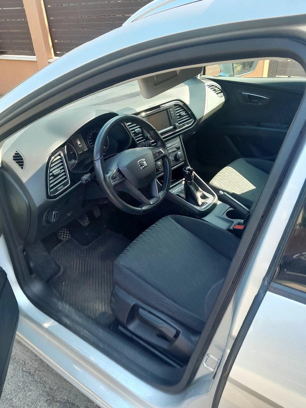 Seat leon style 1,6 tdi 