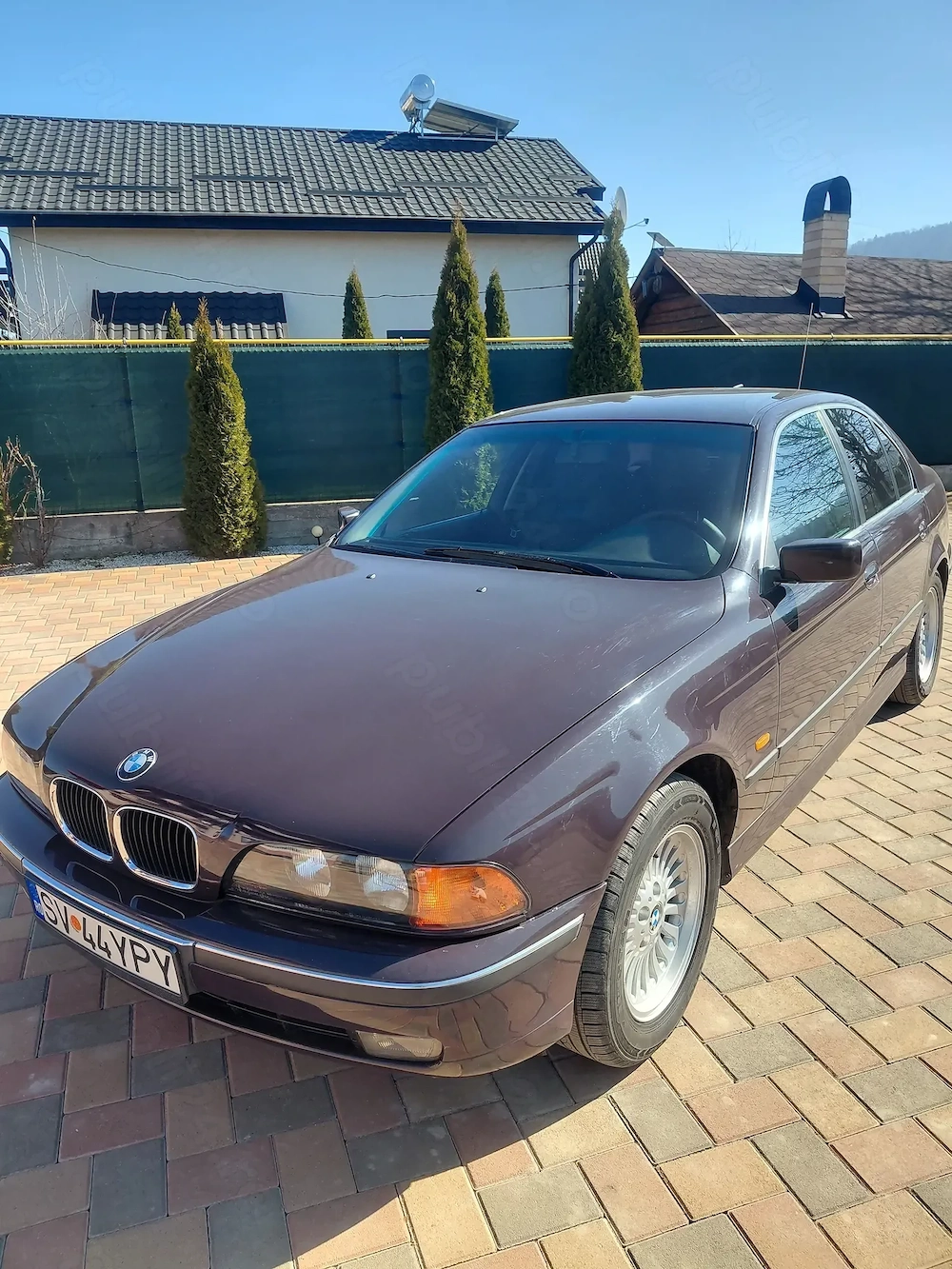 BMW 520i pentru colectionari