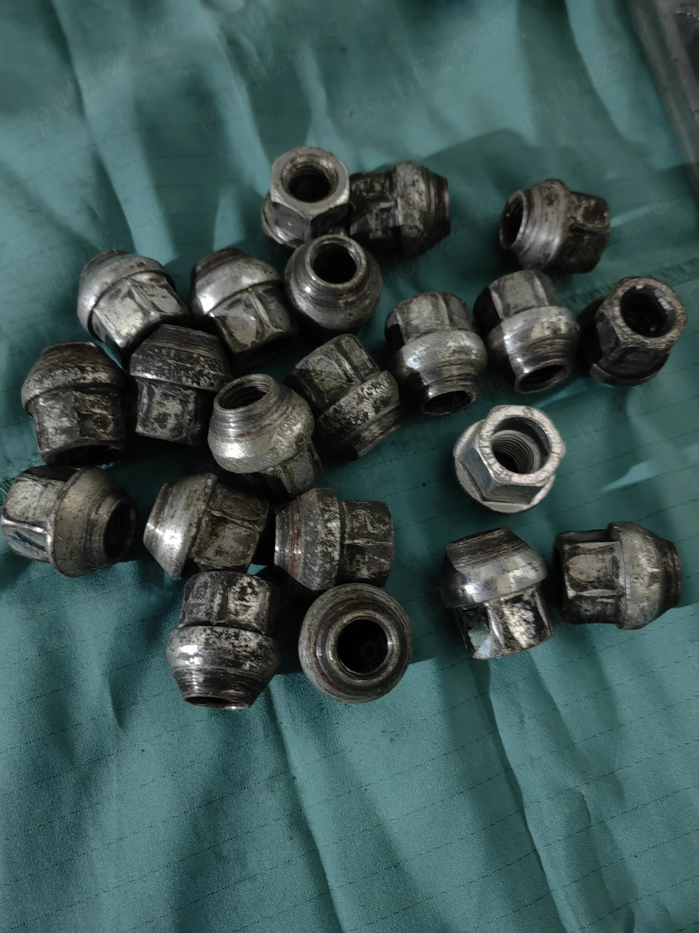 prezoane roti suzuki vitara si antifurturi roti