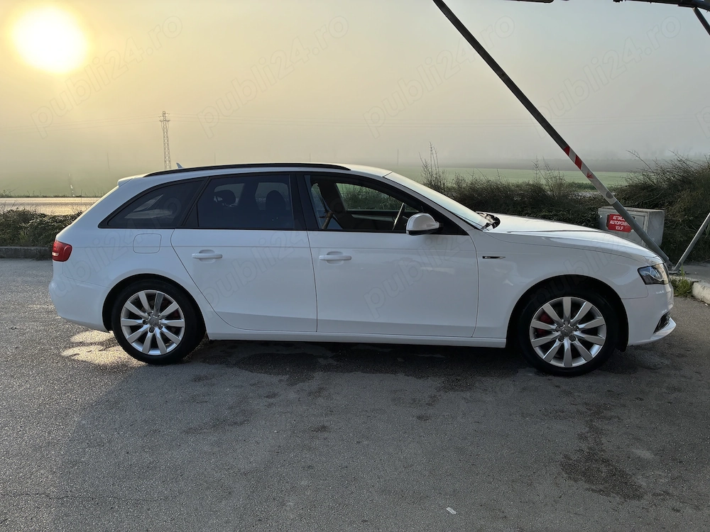 Viind Audi a4 b8 în stare foarte bună.