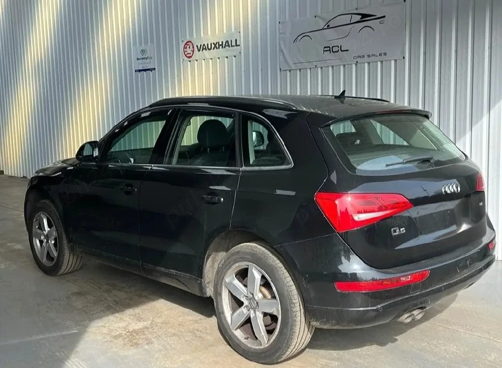 Dezmembrez audi Q5 2.0 tdi caha 170 cai 
