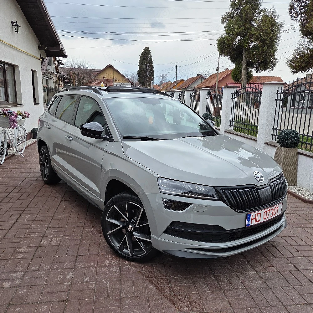 Skoda Karoq Sport Line DSG Automat 1.5 benzina 150CP Nardo Grey Cockpit Panoramic LED 07.2020