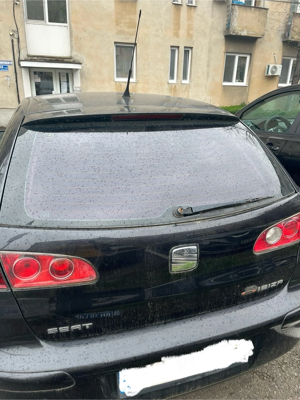 Vand Seat Ibiza 2004