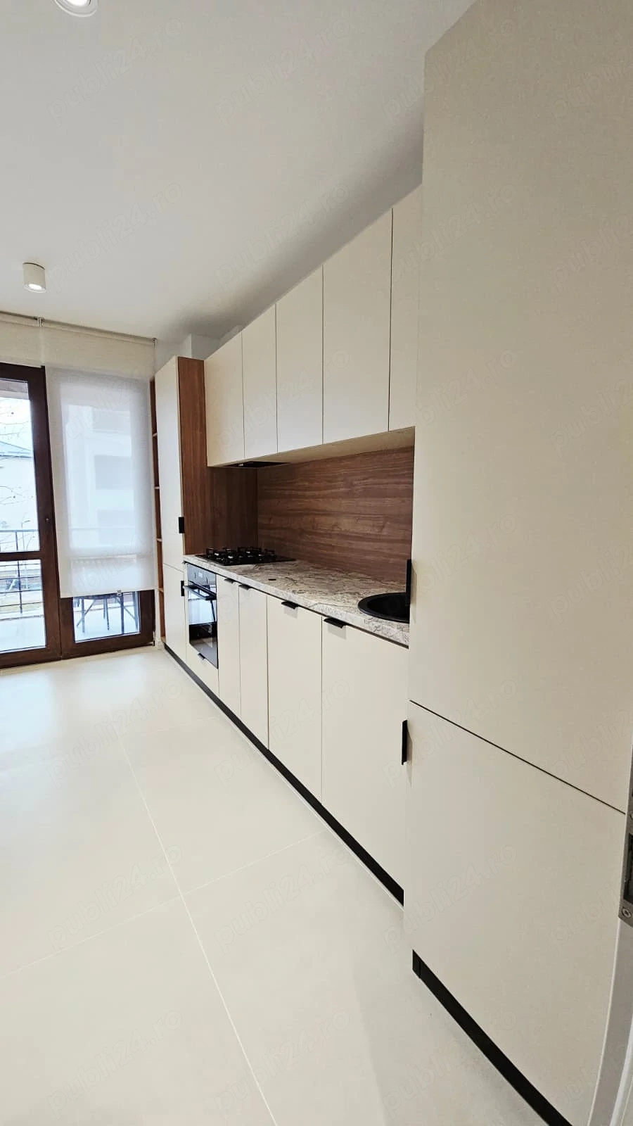 Scandinavia Bragadiru, Studio premium, loc parcare