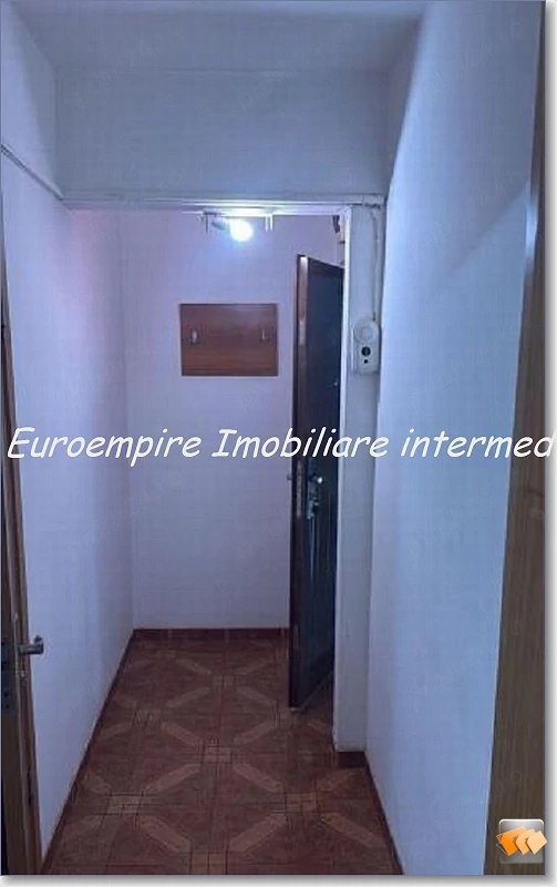 Apartament 2 camere de vanzare zona Tomis Nord
