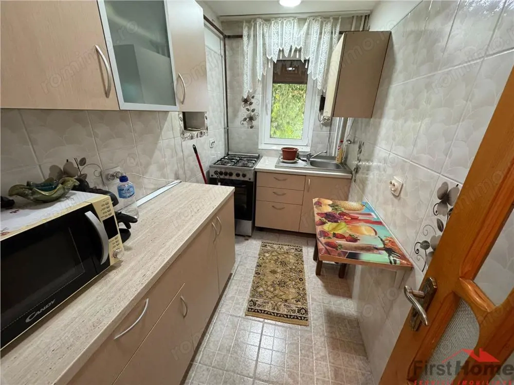 Apartament 4 camere, etaj 1, zona Sud - Paco, 61mp, CT, izolat, Pvc