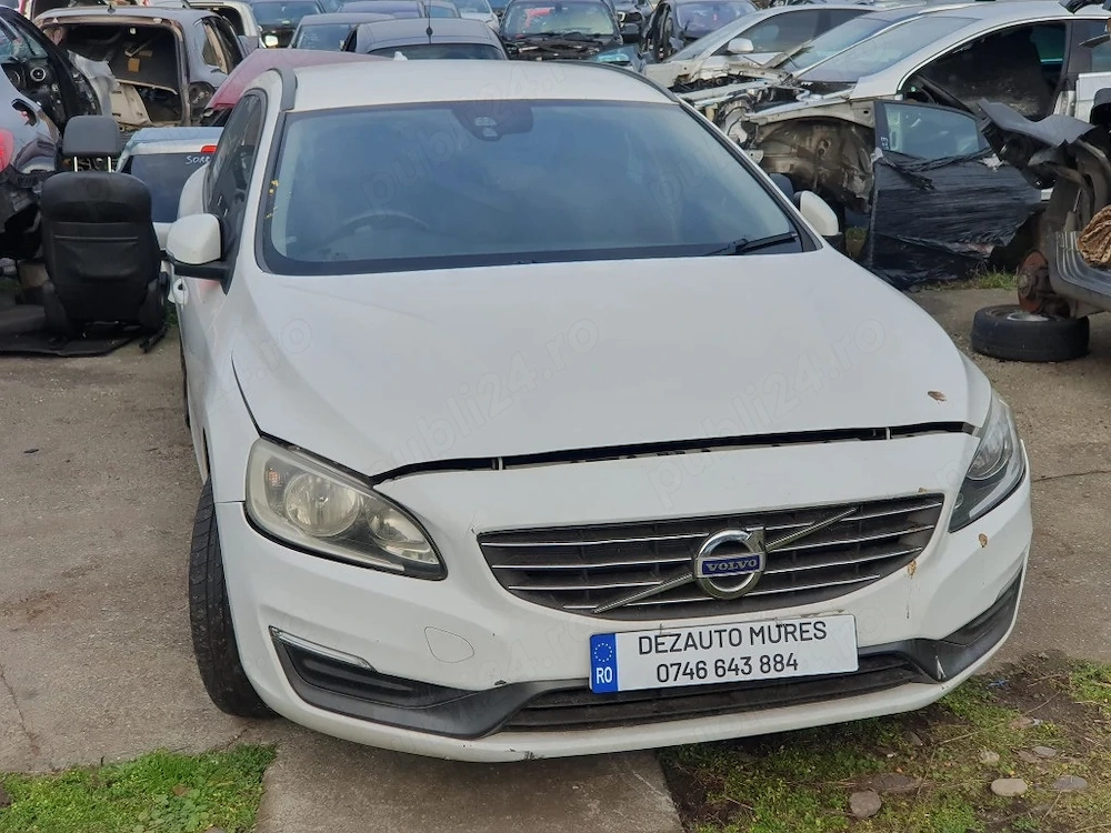 Dezmembrez Volvo V60 1.6 d D2 2013