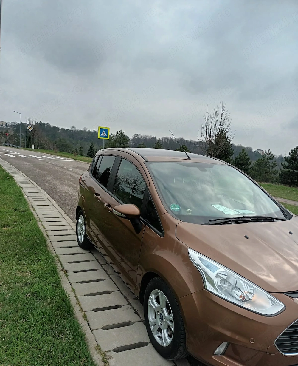 Vand Ford B-max - impecabila 
