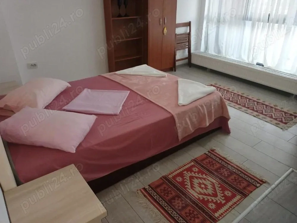 Inchiriez garsoniera central