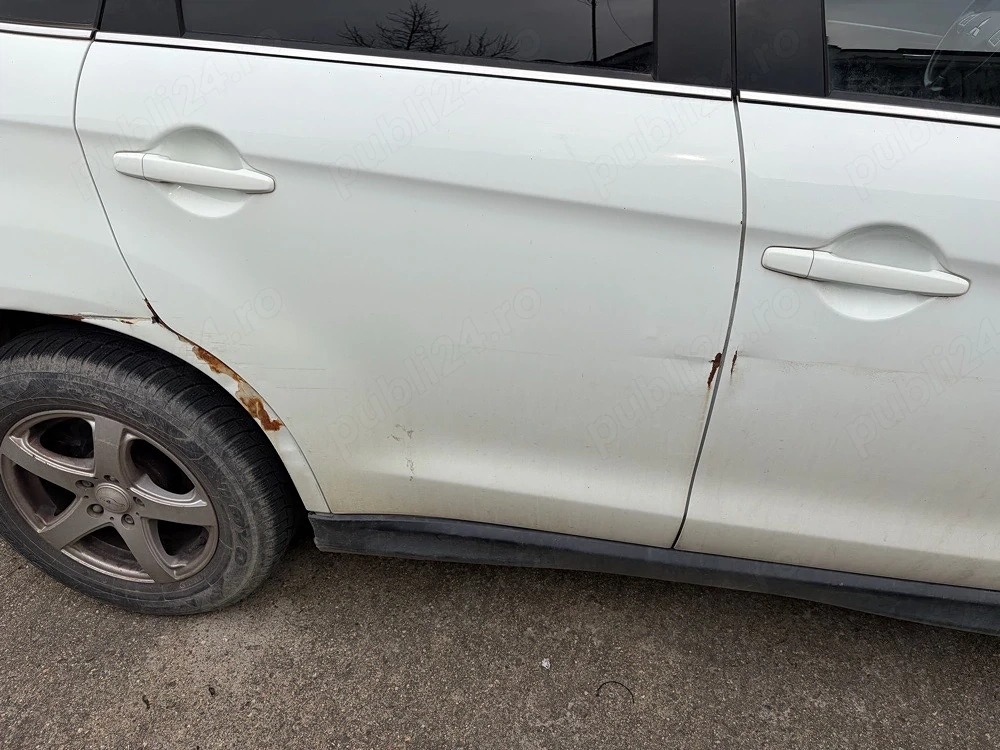 Mitsubishi ASX 2011 - utilizat (PREȚ NEGOCIABIL)