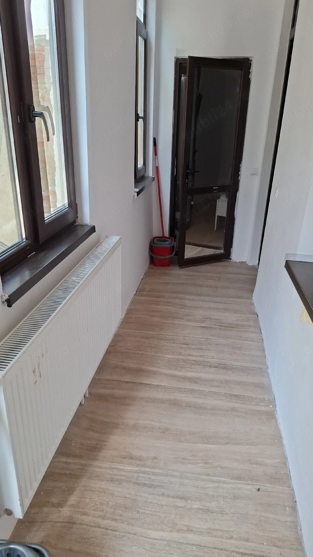 Închiriez 2 apartamente într-o casa zona centrală!   De închiriat   2 apartamente în casă, zonă cent