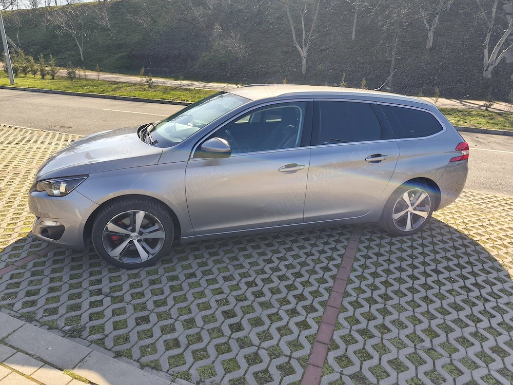 Vând Peugeot 308 SW T9 2.0