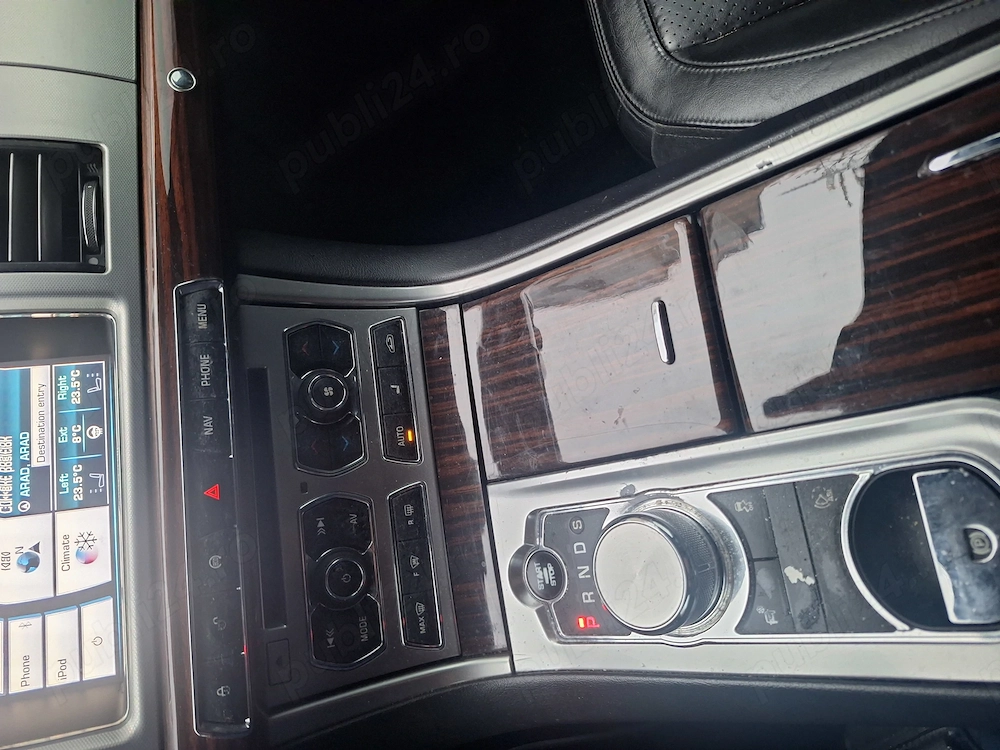 Vand autoturism marca Jaguar XF