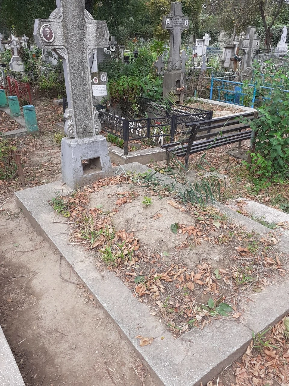 vanzare loc de veci Eternitatea