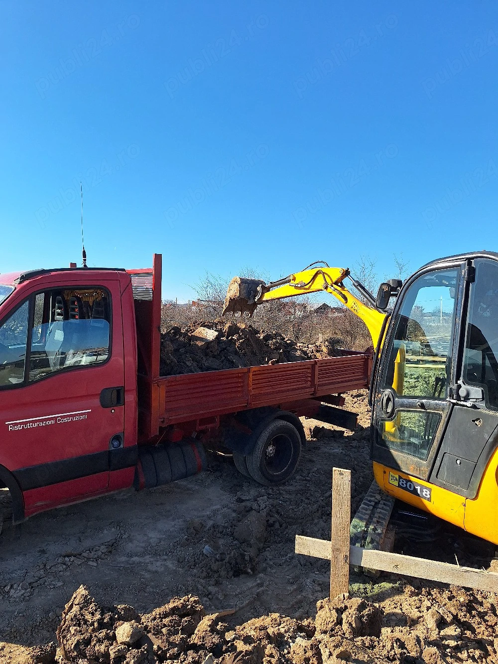 Prestări servicii, miniexcavator și basculabila 