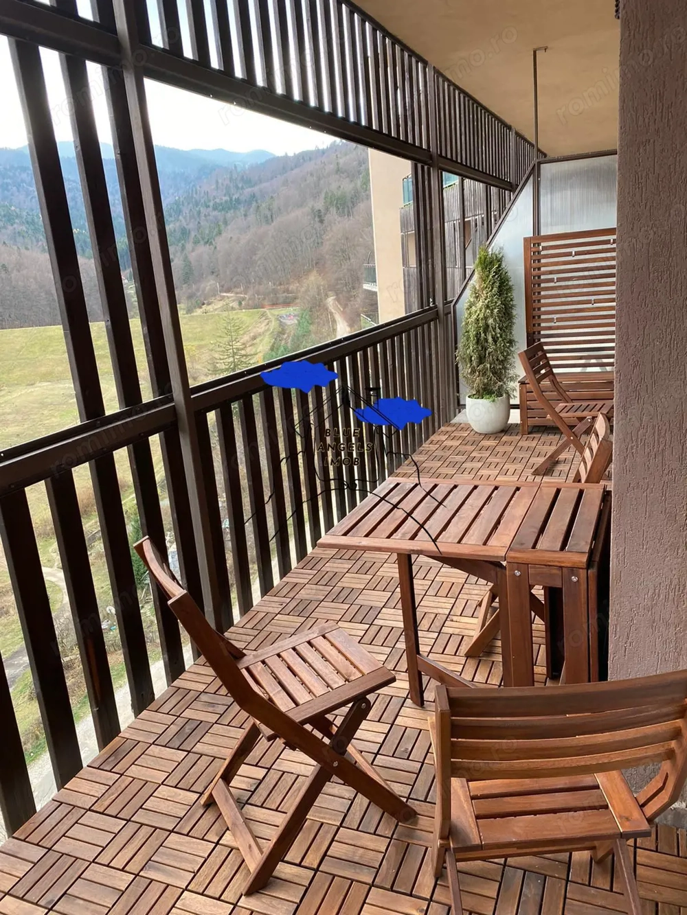 Apartament 3 camere de închiriat – etaj 10, vedere spectaculoasă