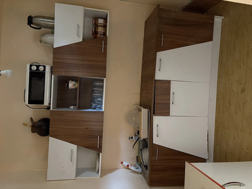 Închiriez casă veche în Giarmata mare