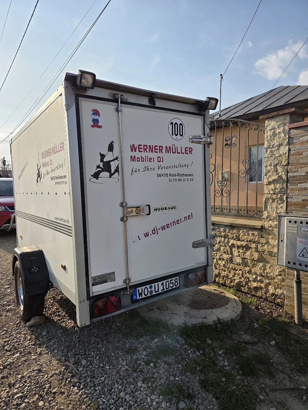  Se vinde semi remorcă 1350 kg