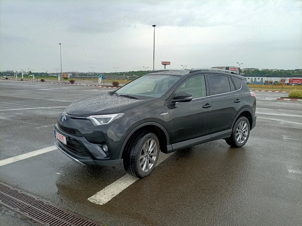 Toyota RAV4 Hybrid 2016 | 116.000 KM REALI | Full LED | Portbagaj Electric | Keyless Entry+Start