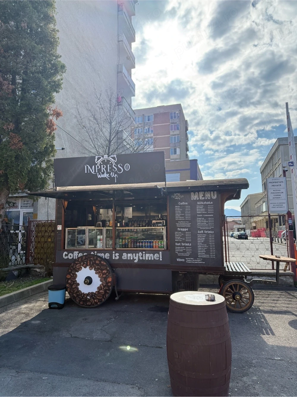 Angajăm barista (cu experiență ) 