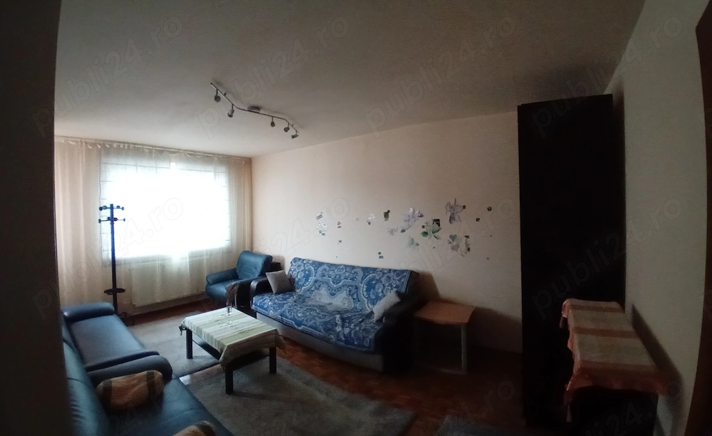 Proprietar, inchiriez apartament 3 camere decomandate Strand