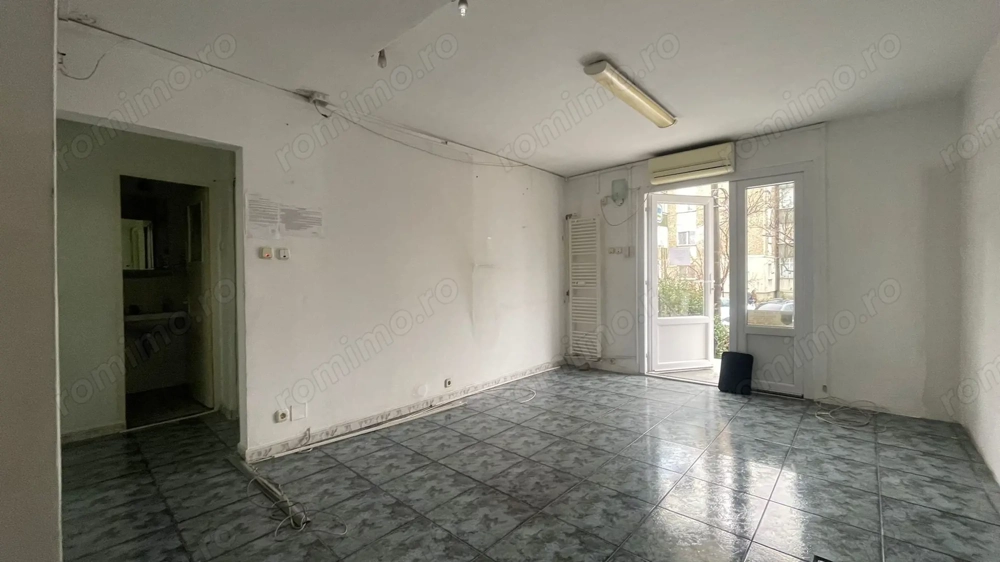 SPATIU COMERCIAL DE VANZARE, DECEBAL